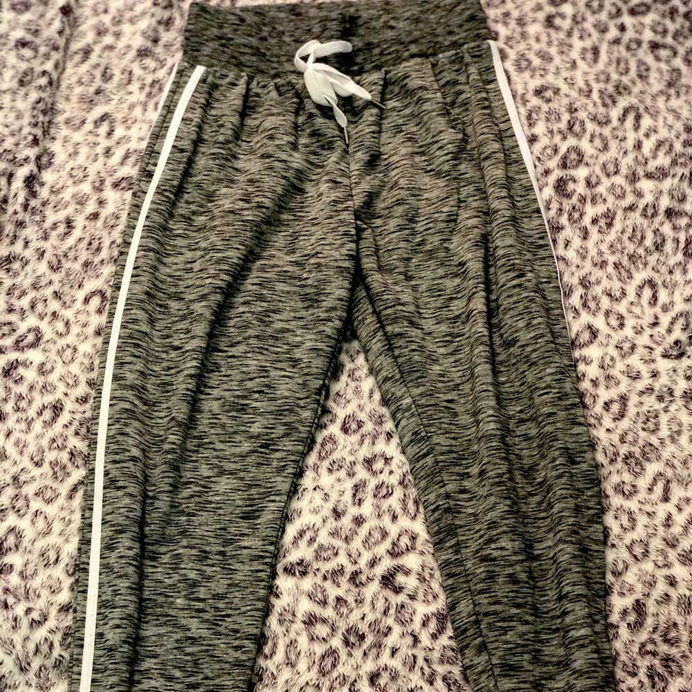 Rue 21 Grey Striped Joggers